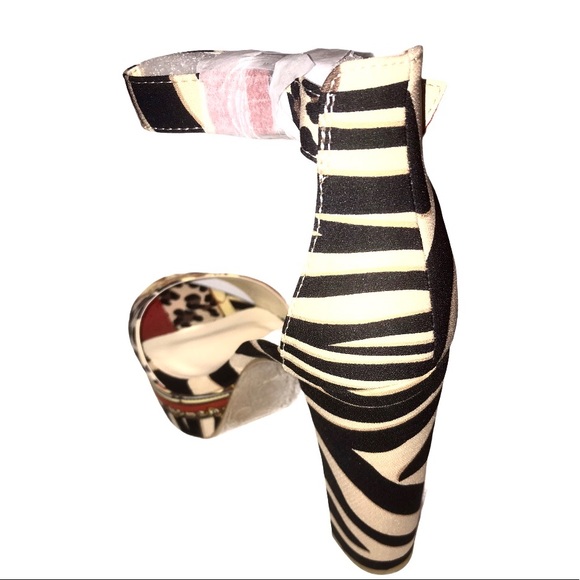 Rihanna 2 Leopard Exotic Platform Sandals - Picture 4 of 9